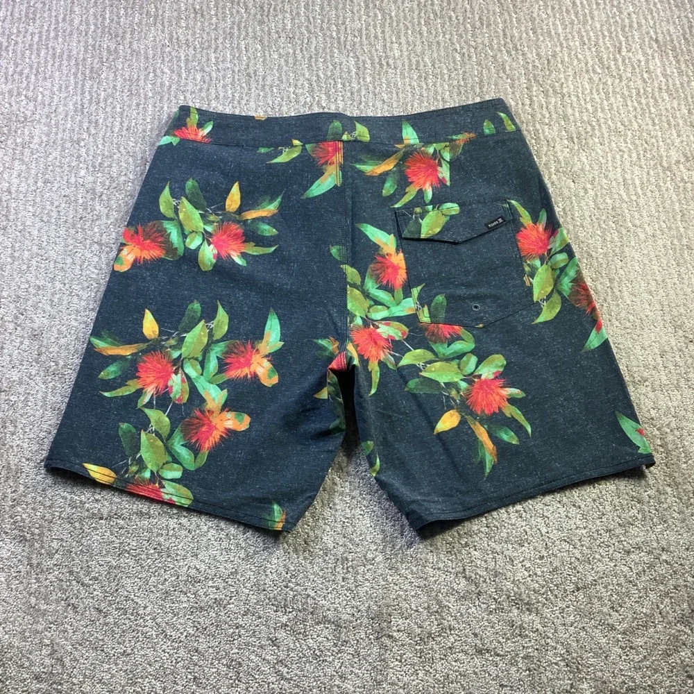 Roark The Passage La‎ Selva Hemp Blend Boardshorts Mens Size 30 Navy Floral NWT